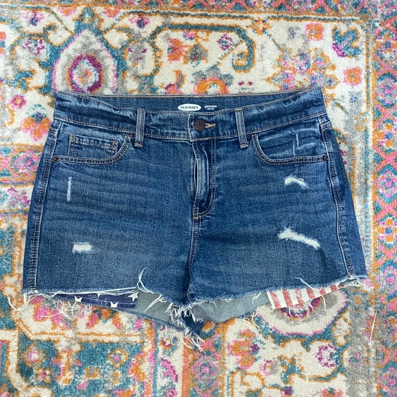 Old Navy Pants - Old Navy Americana Boyfriend Denim Short Size 6